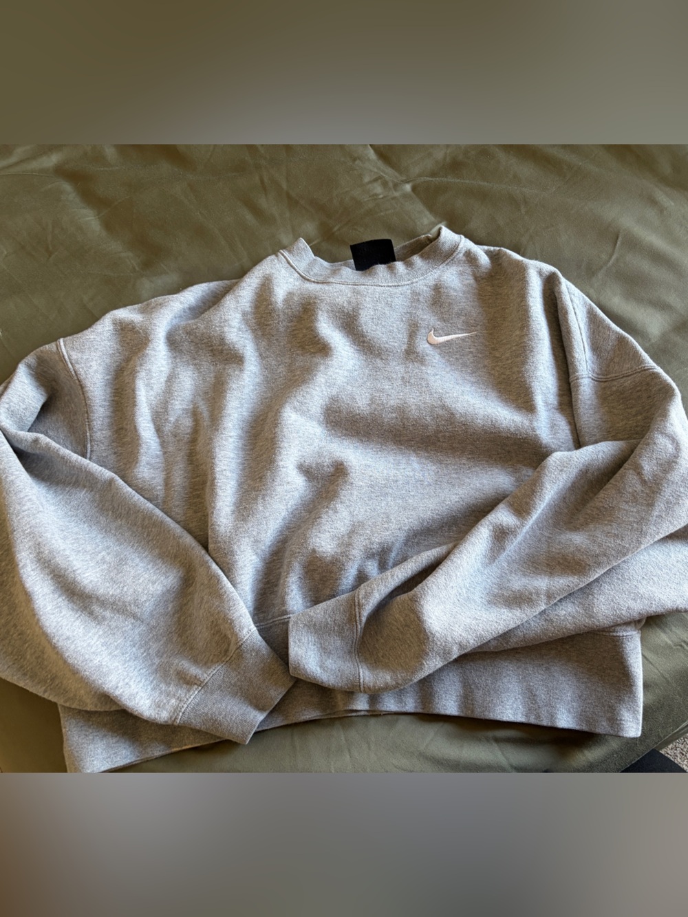 Nike Light Gray Crewneck Pullover Sweatshirt